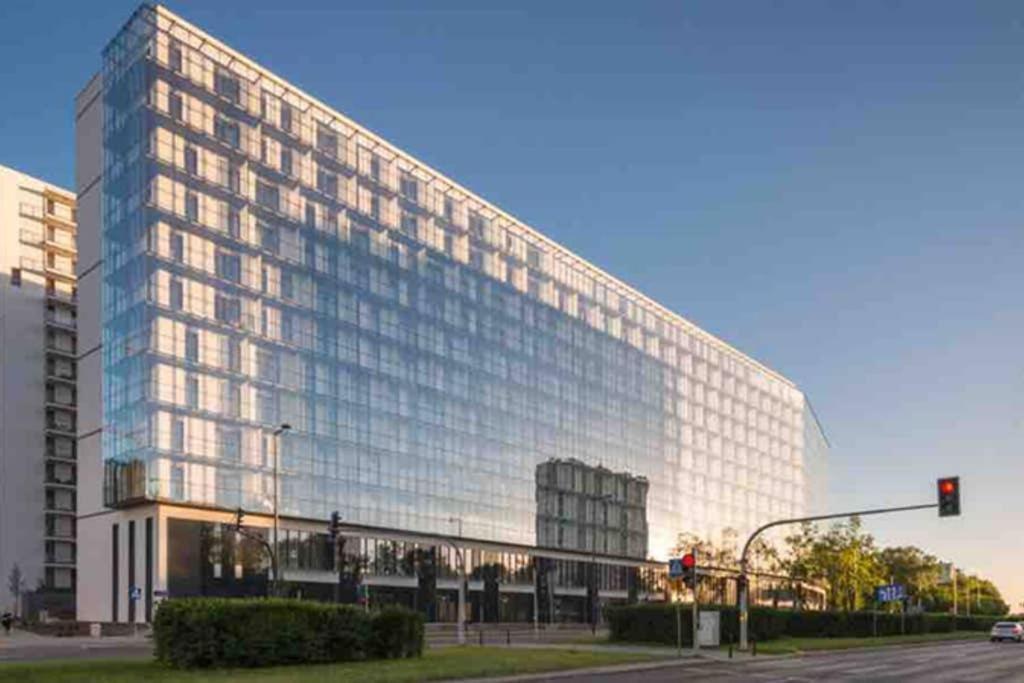 Bliska Wola Expo Central Apartment Varsóvia Exterior foto